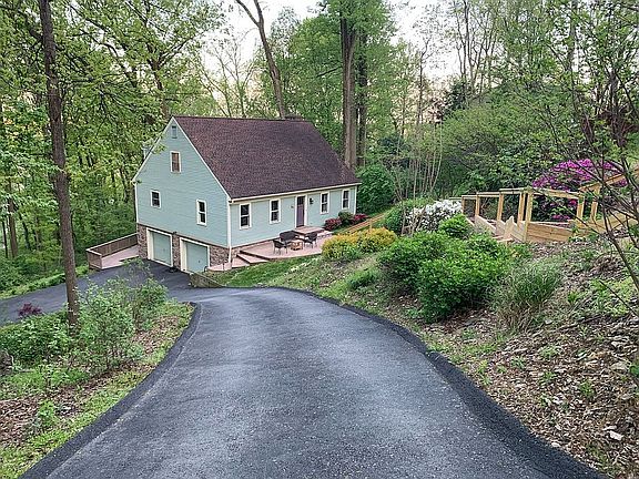 Front of house and driveway