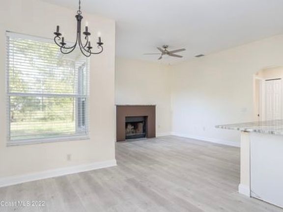 4th image of 1873 Heartwellville St NW