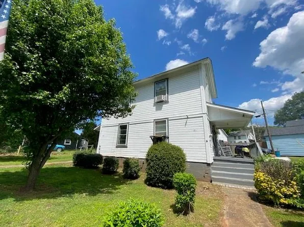 121 Avenue E SE, Lindale, GA 30147