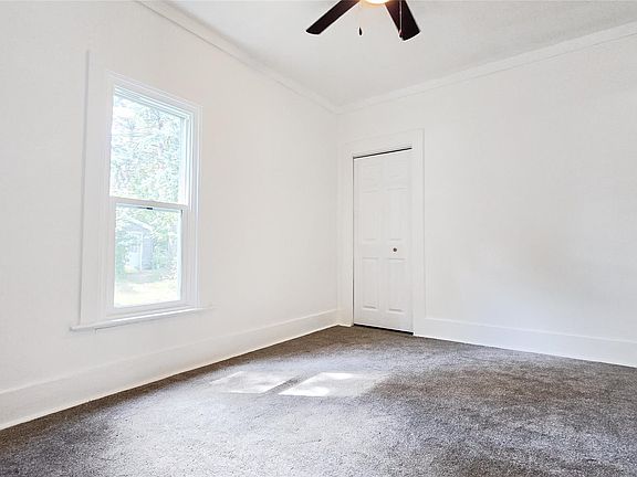 3rd image of 1408 W Main St