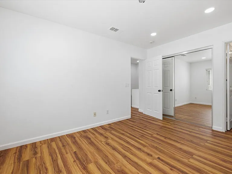 10294 Scripps Poway Pkwy #5 — Photo 17