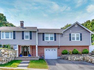 58 Tamworth Hill Ave, Wakefield, MA 01880