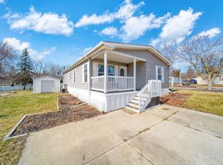 1 Yukon River Ct, Adrian, MI 49221