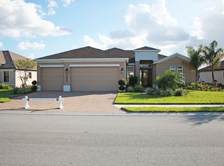 633 Rosemary Cir, Bradenton, FL 34212