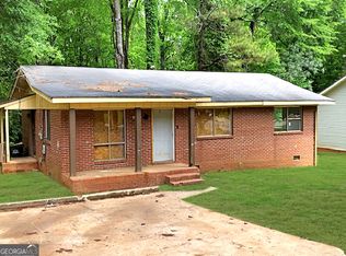 6186 Green Acres Dr SW, Covington, GA 30014