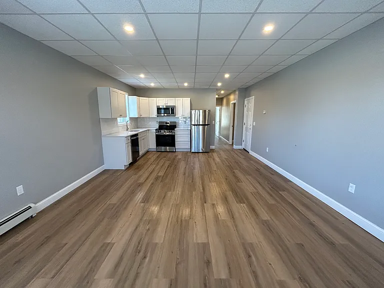 88 Main St #201 — Photo 7