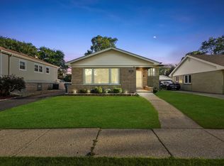 5425 W 99th Pl, Oak Lawn, IL