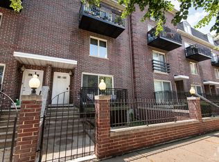 815 Pearson St APT 3, Des Plaines, IL 60016