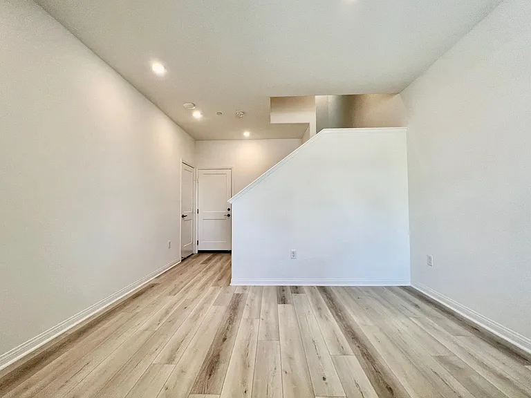 1862 Red Willow Way — Photo 16