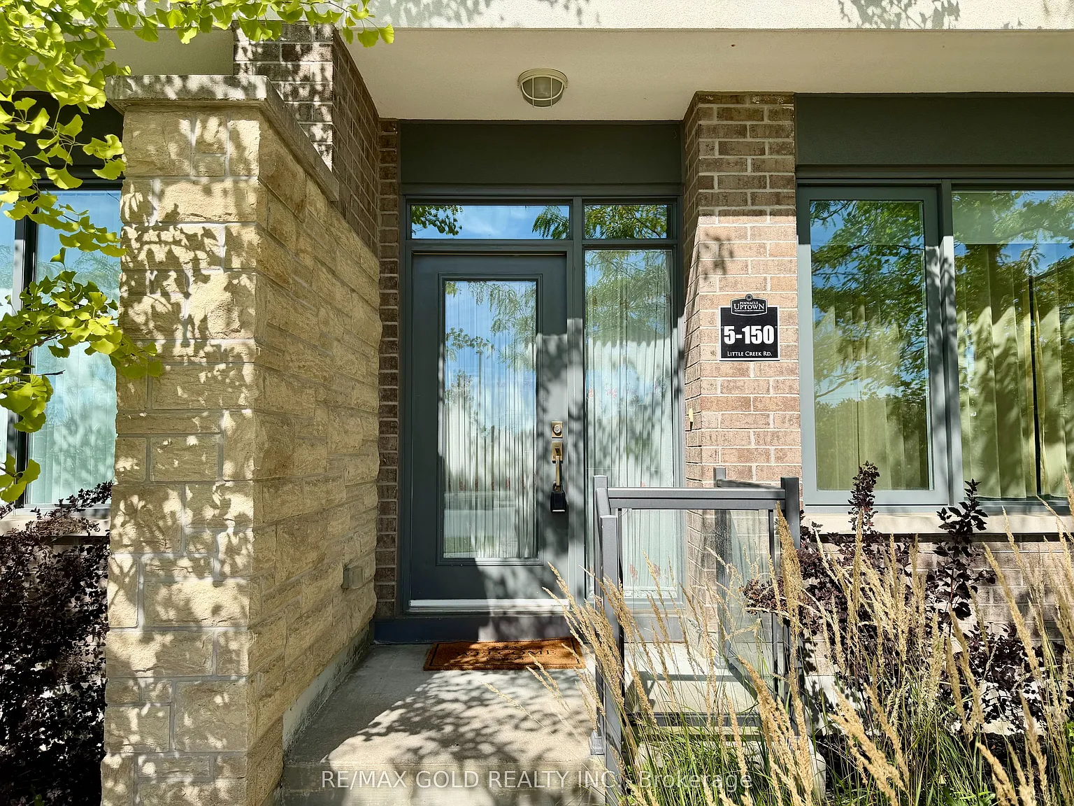 4 bed, $4,100 — Photo 2