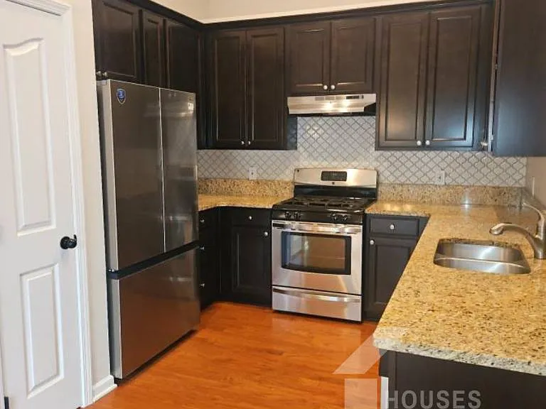 317 Millervale Rd — Photo 4