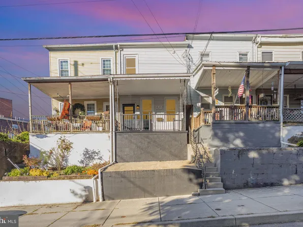 820 Plane St, Columbia, PA 17512