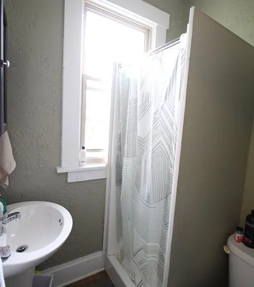 70 E Hudson St — Photo 11