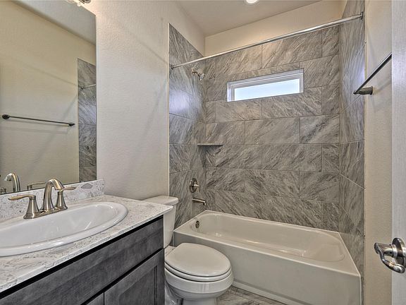 5th image of 13202 Suntail Ct