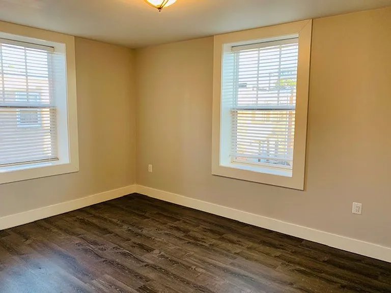 3115 Mt. Pleasant St NW — Photo 9