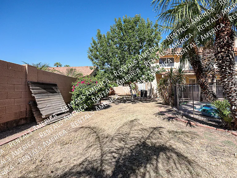 2361 W Myrtle Dr — Photo 33
