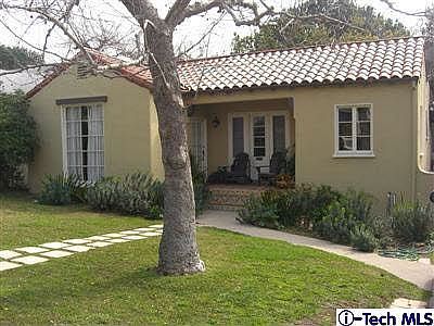 1st image of 958 Alta Vista Dr