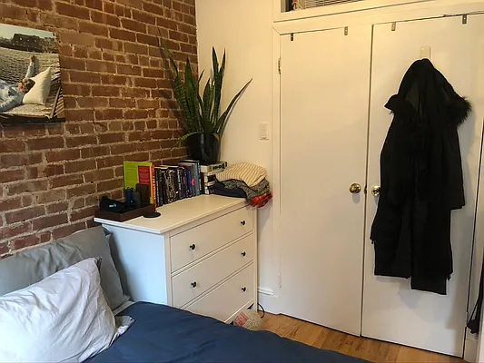 Rented by LJ Sloane Management | media 46