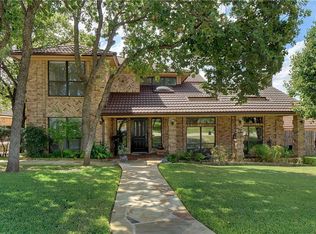 3125 Oakdale Dr, Hurst, TX 76054