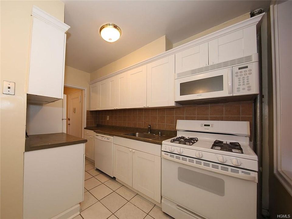 1st image of 321 Larchmont Acres APT D