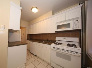 321 Larchmont Acres APT D, Larchmont, NY 10538