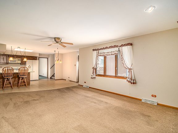 4th image of 8432 Wheeler Dr