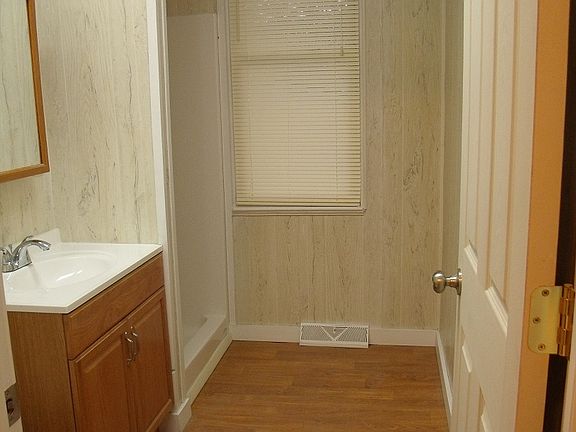 1st Floor Bathroom Brand New