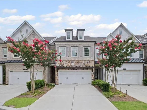 3944 Cliffmont Cir, Marietta, GA 30068