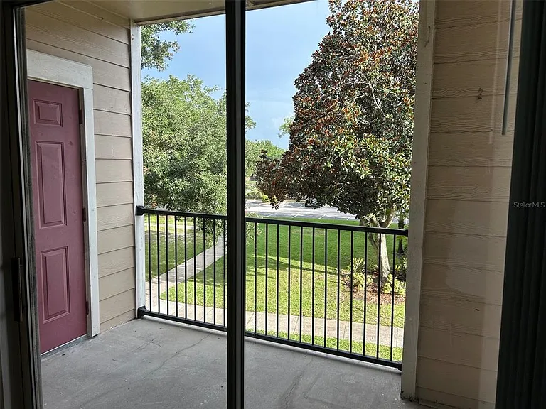 2015 Erving Cir #208 — Photo 10