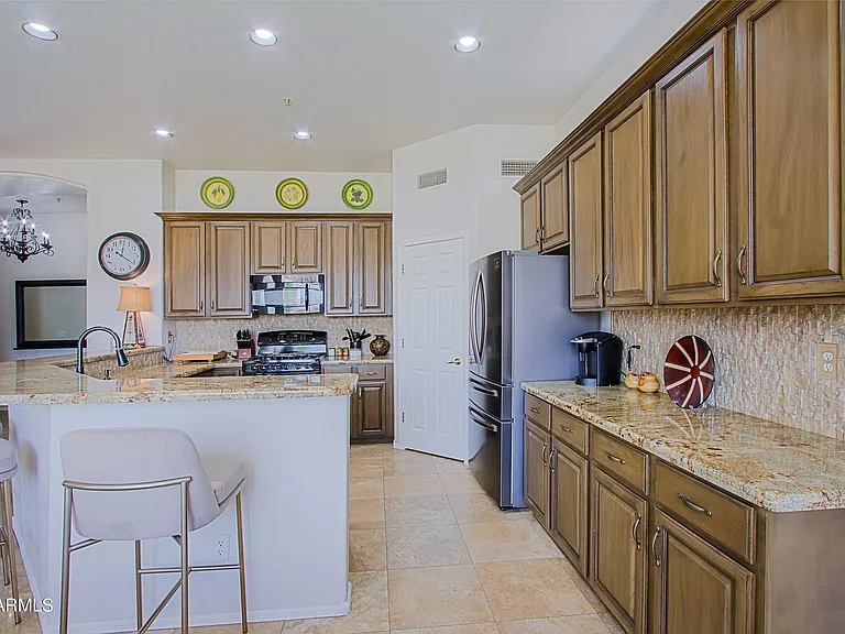 9616 E Chuckwagon Ln — Photo 21