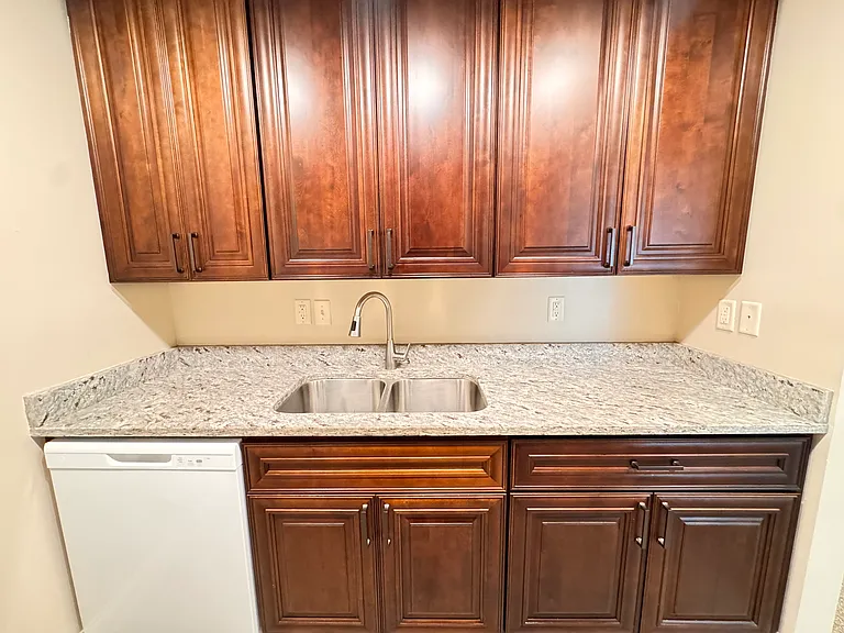 4404 S 27th St #8 — Photo 4