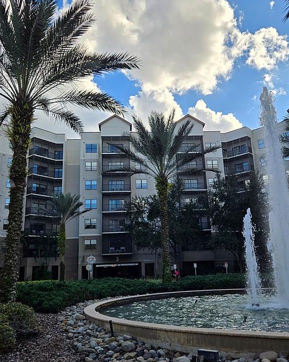 1st image of 14501 GROVE RESORT AVENUE #3424
