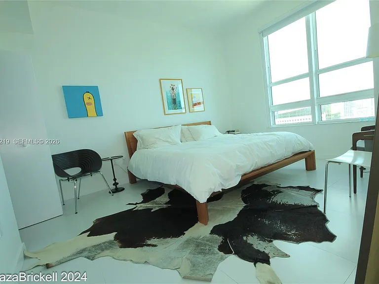950 Brickell Bay Dr #5002 — Photo 33