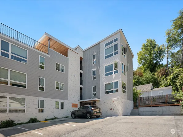 3005 Harbor Avenue SW, Seattle, WA 98126