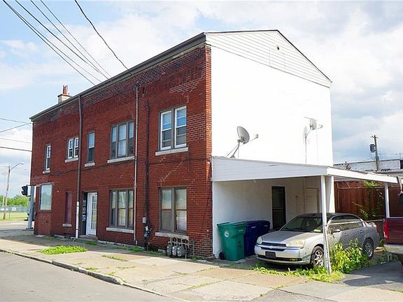 3rd image of 1328 Hyde Park Blvd