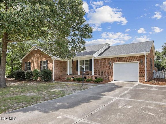 5th image of 2495 Stratford Drive