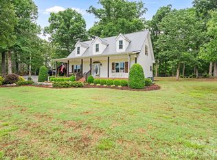1744 Lowe Dr, Catawba, NC 28609