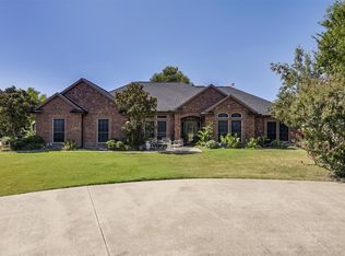 137 Cactus Rd, Waxahachie, TX 75165
