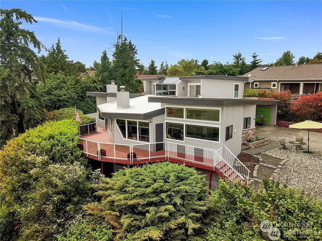 8254 Sehome Road photo 1