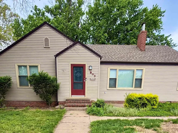 903 S Grand Ave, Lyons, KS 67554