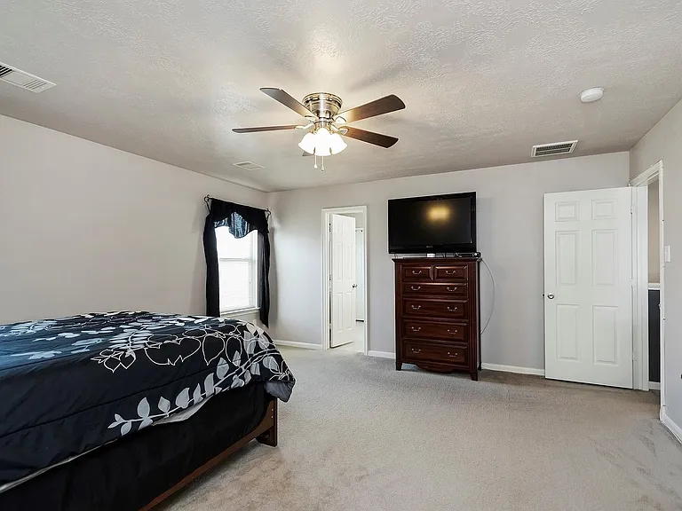 20738 Fair Castle Dr — Photo 34