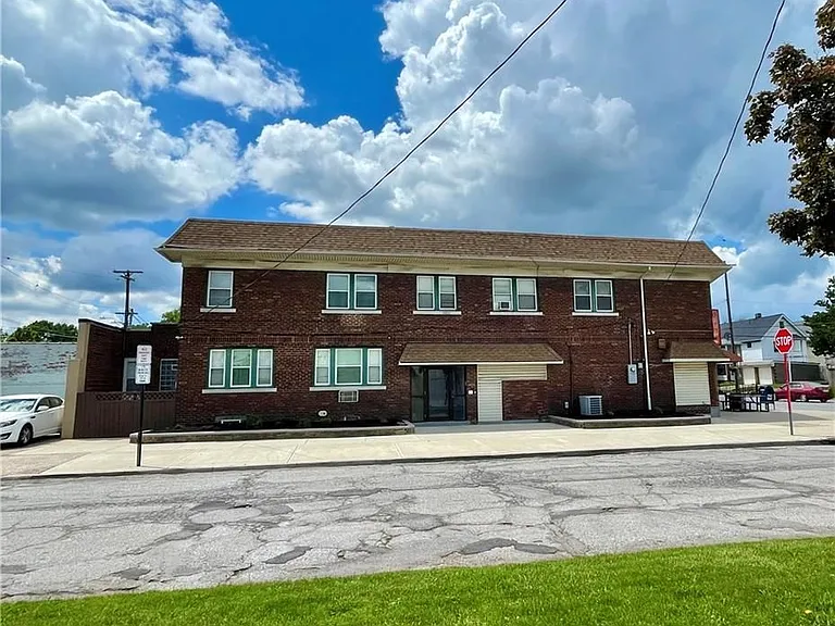 13501 Lakewood Heights Blvd #3 — Photo 1