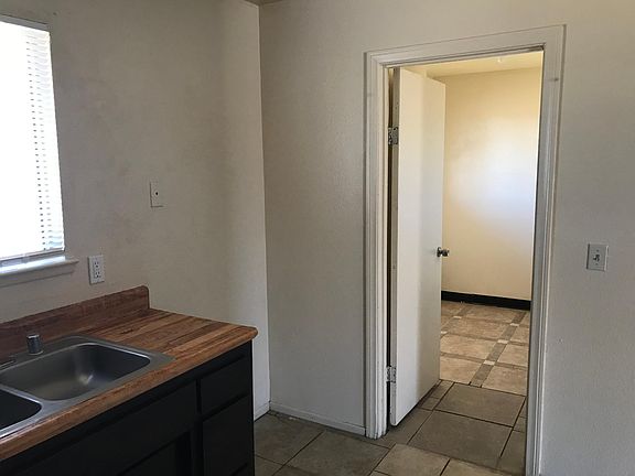 2nd image of 6474 Linda Lee Ave