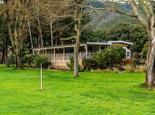 660 Market Ln, Myrtle Creek, OR 97457