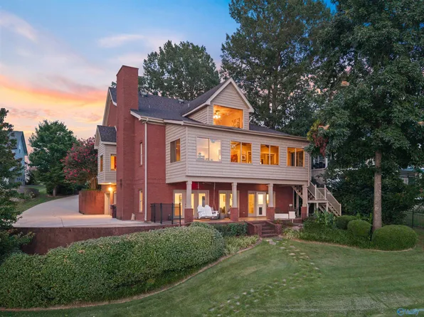 13613 Inverness Pl, Athens, AL 35611