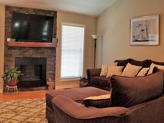 2nd image of 5504 Sonoma Pl