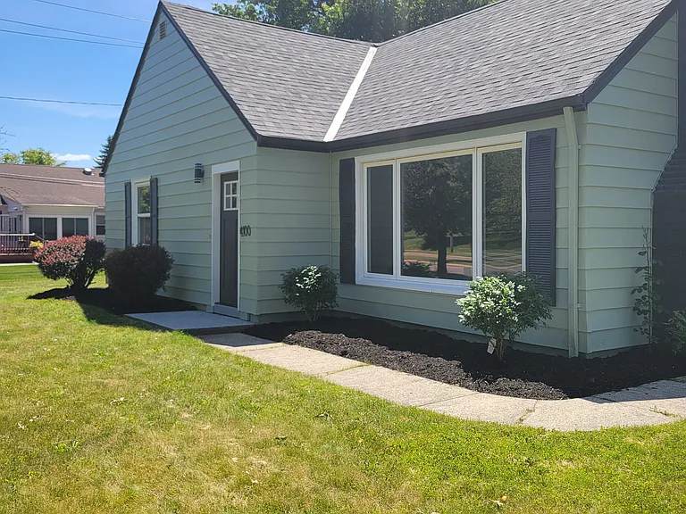 4100 Northfield Rd — Photo 3