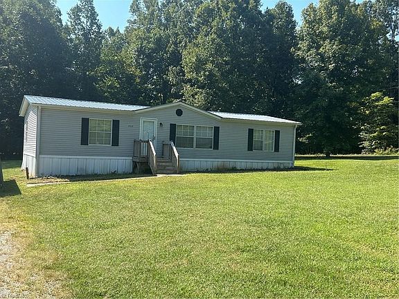 2nd image of 4930 Sylvanglade Rd