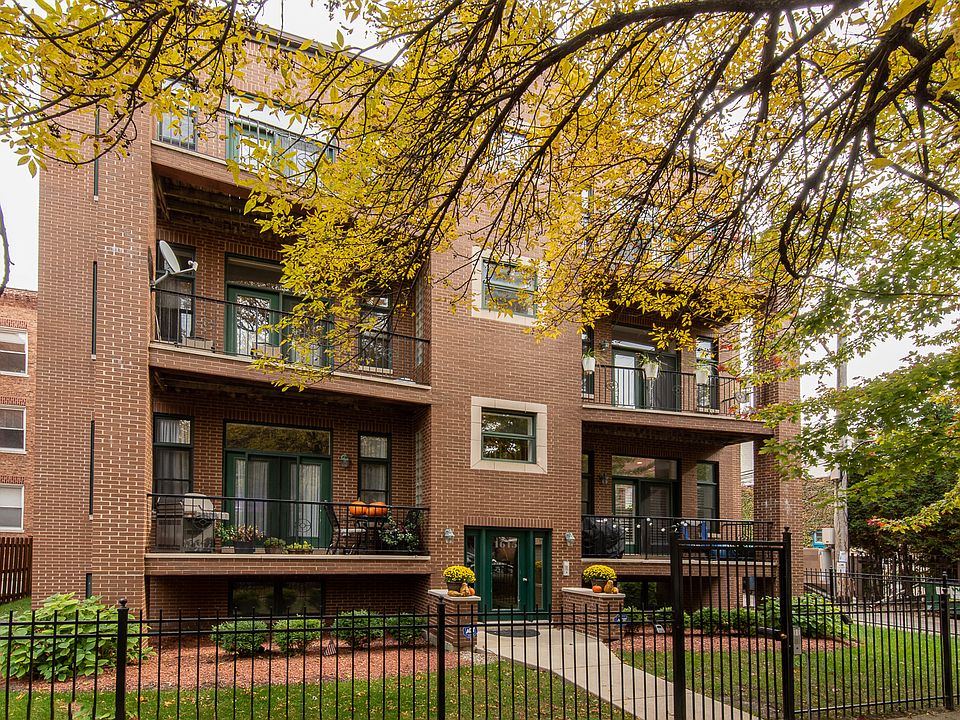 1st image of 1615 N Claremont Ave APT 2S