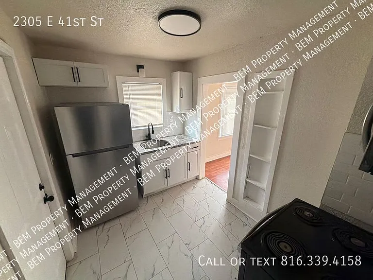 2305 E 41st St — Photo 7